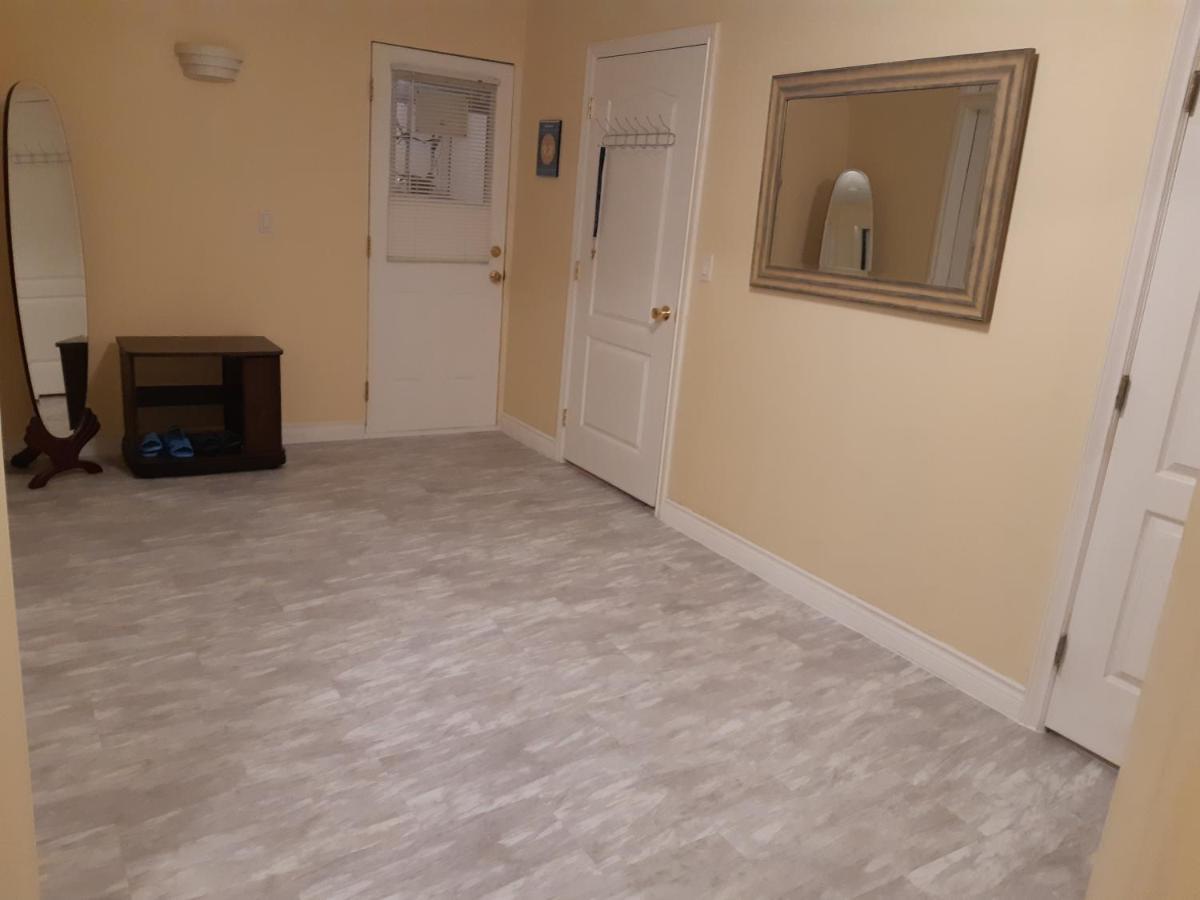 Lakeview House With 4 Rooms Kelowna Near Downtown & Knox Moutain ภายนอก รูปภาพ
